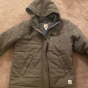 Woman’s carhart jacket